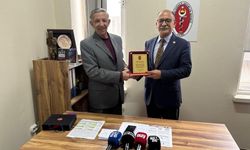 Emekli Veteriner Hekimler Derneği’nden İbrahim Arslan’a anlamlı plaket