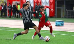 Eskişehir Anadolu SF sahasında galibiyeti koruyamadı; Karşıyaka 1 puanı zor kurtardı
