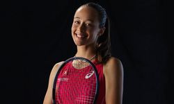 Milli tenisçi Zeynep Sönmez bu kez üzdü