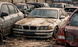 Yediemin otoparklarında uzun yıllardır bekleyen araçlarla ilgili flaş gelişme