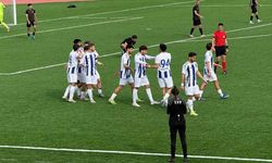 Eskişehir Anadolu SF'den ligde kalma yolunda çok önemli galibiyet