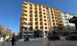 Eskişehir'de herkesin önünden geçtiği 7 katlı bina tahliye edildi