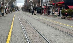 Eskişehir’de şehir merkezi sessizliğe büründü