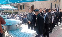 Muhsin Yazıcıoğlu için Eskişehir'de düzenlenen mevlit programına yoğun ilgi