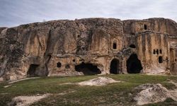 Akademisyenler Frigya’nın gizemli topraklarını Eskişehir halkına anlatmaya devam ediyor