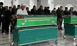 Ankara’daki aile faciasında hayatını kaybeden anne ve kızı Eskişehir’de toprağa verildi