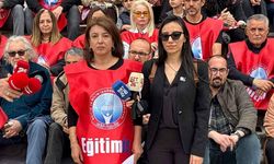 Eskişehir'de eğitim emekçilerinden sessiz oturma eylemi; Fadime Arslan açıklama yaptı