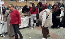 Eskişehir’de evlenecek gençlere destek için “Hayır Çarşısı” açıldı
