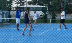 Eskişehir'de her yaşa yönelik tenis eğitimleri için kayıt sürecini başlatıyor