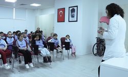 Eskişehir'de minikler diş sağlığını eğlenerek öğrendi