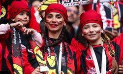 Eskişehirspor Kütahyaspor karşısında farklı kazandı, kadınlar ve çocuklardan maça yoğun ilgi