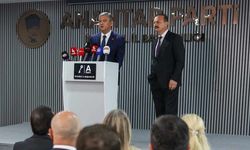 Özgür Özel'den Anahtar Parti ile ittifak düşüncesine yeşil ışık; "Bazen ittifaka millet zorlar"