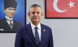 Özgür Özel: "Seçmen sandık için gün bekliyor ve ya sabır çekiyor"