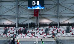 TFF açıkladı; Eskişehirspor'a Karşıyaka deplasmanı nedeniyle ceza geldi