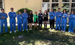 Türk Hava Kurumu Eskişehir Şube Başkanı Gökhan Çalışkan öğrencilere kurumun çalışmalarını anlattı