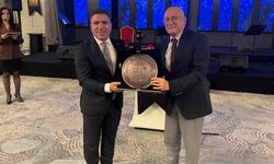 Utku Çakırözer: "Yaşasın Ağrı Eskişehir kardeşliği"