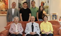 Ayşe Ünlüce'den Yılmaz Büyükerşen ve ailesine bayram ziyareti