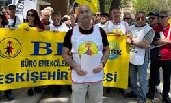 Büro Emekçileri Sendikası: "Mezarda emekliliğe, kayıt dışı ücrete ve sefalete hayır"