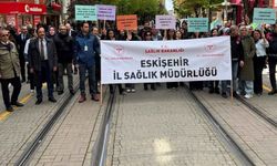Eskişehir’de “Sağlık için hareket et günü” kapsamında yürüyüş düzenlendi