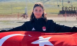 Eskişehirli milli atlet Elif Naz Köseoğlu İtalya'da madalya için koşacak