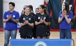 Odunpazarı’nda genç kızlar hentbol turnuvası heyecanı