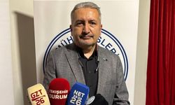 Eskişehir'de konuşan Hüseyin Sendir nadir toprak elementlerinin önemine dikkat çekti