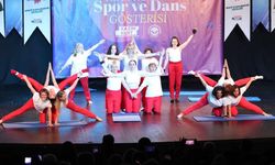Eskişehir'de 700 kursiyerden unutulmaz performans