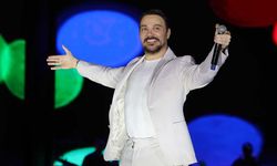 Sinan Akçıl Eskişehir'de konser verdi; Bir ilk de gerçekleşti