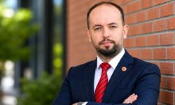 Ali Semih Ünlü: "Tepebaşı halkının merak ettiği soruların hiçbirine cevap vermediniz"