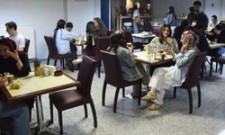 Anadolu Üniversitesinin ücretsiz ikramları öğrencilerden ilgi görüyor