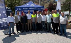 Anahtar Parti Eskişehir teşkilatı İnönü'de esnaf ve pazar ziyareti yaptı