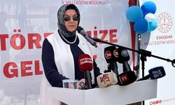 Ayşen Gürcan: "Baksan Mesleki Eğitim Merkezi Eskişehir'e hayırlı olsun"