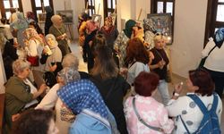 Eskişehir'de kağıt rölyef eserleri sanatseverlerle buluştu