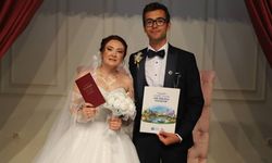 Eskişehir'de özel tarih yoğunluğu; Ayşe Ünlüce de nikah kıydı