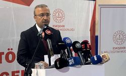 Sinan Aydın Eskişehir'de yeni açılan Fethi Heper Spor Ortaokulu hakkında bilgiler verdi