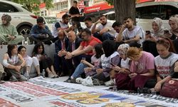 Utku Çakırözer'den mülakat mağduru öğretmenlere destek