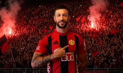 Eskişehirspor taraftarlarının çok istediği golcü futbolcu imzayı attı; 100'ler kulübüne girmek istiyor