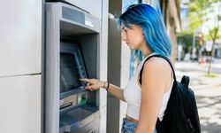 ATM'lerde uzun yılların alışkanlığı yavaş yavaş sona eriyor