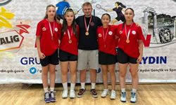 Badminton Eskişehir kız takımından çok önemli başarı