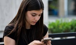 Cep telefonları vücudumuza ciddi zararlar veriyor