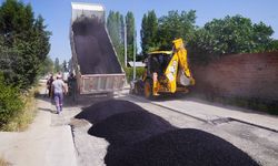 Eskişehir'de çok sayıda mahallede yol bakım ve onarım çalışmaları yapılıyor