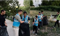 Kanlıkavak Parkı'nda çöp topladılar