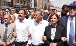 Özgür Özel: "Eskişehir halkı yeni parti konusunda bizden daha sabırsız"