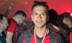 20 yaşındaki genç yetenek Eskişehirspor'a veda etti