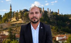 Uğur Tepe'nin açıklamalarına Özcan Yıldız'dan tepki; "Lafla peynir gemisi yürümez"
