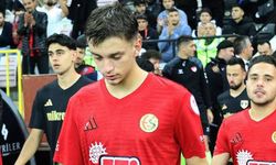 Eskişehirspor'a veda ettiğini duyurdu; "14 yıl büyük bir gururla taşıdım"