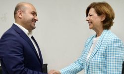 Ayşe Ünlüce YENİ Parti'ye geçti; Gürhan Albayrak düşüncelerini açıkladı