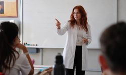 Eğitim-İş'ten öğretmenler için alınan önlük kararına tepki