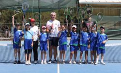Eskişehir'de çocuklar tenis oynamayı öğreniyor; İşte detaylar
