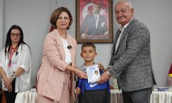 Eskişehir'de öğrencilere yönelik kırtasiye desteği; Ayşe Ünlüce açıklama yaptı